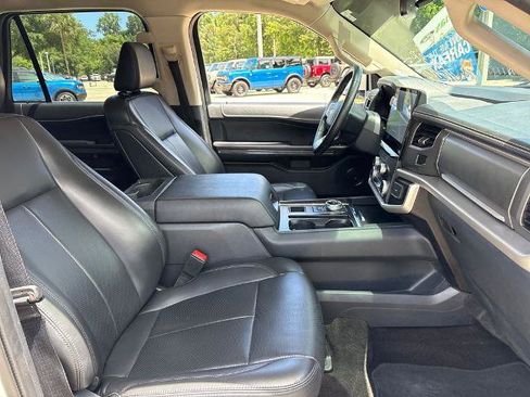 Certified 2023 Ford Expedition XLT RWD image 28