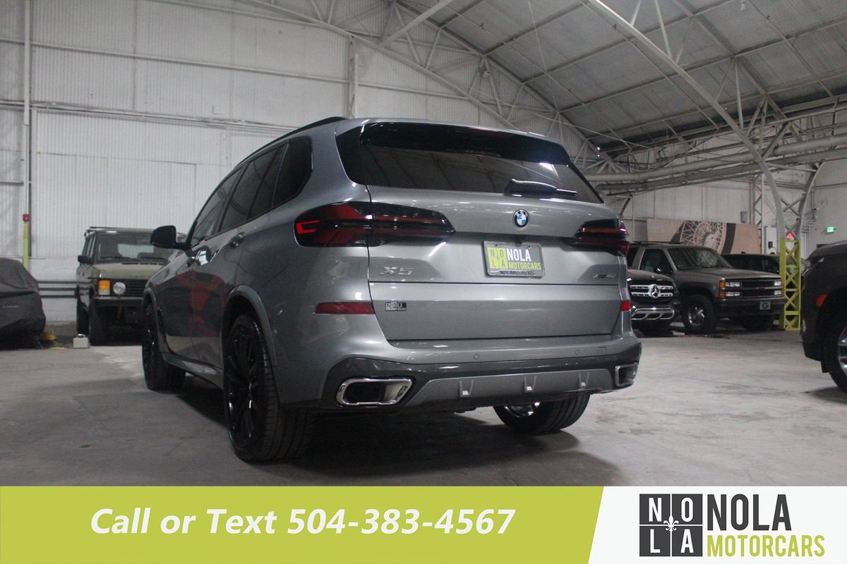 Used 2024 BMW X5 xDrive40i w/ M Sport Package AWD/4WD image 15