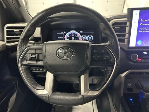 Used 2025 Toyota Tundra Limited image 19