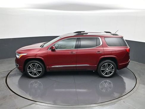 Used 2018 GMC Acadia Denali w/ Technology Package image 21