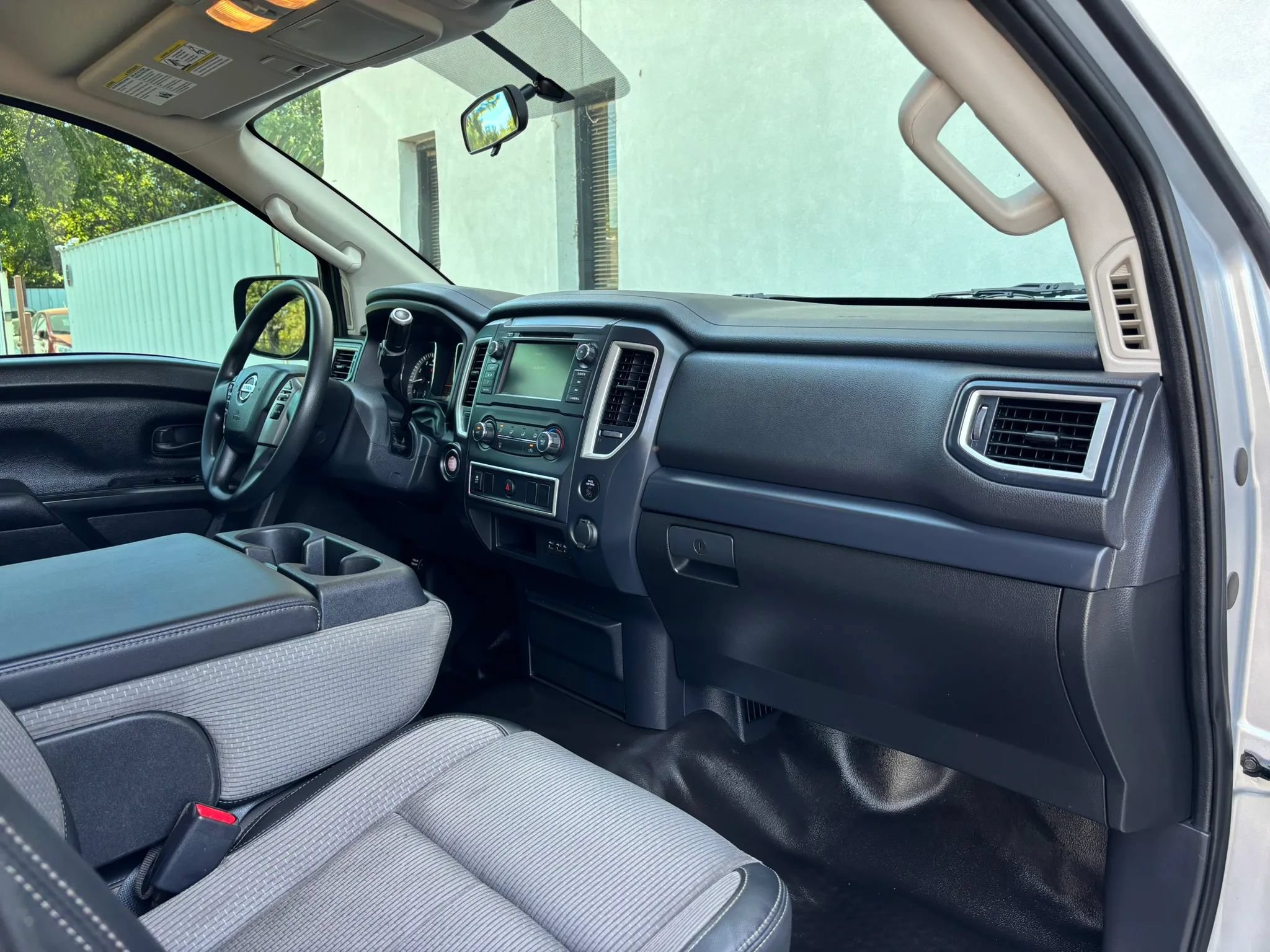 Used 2019 Nissan Titan S w/ S Utility Package RWD image 16