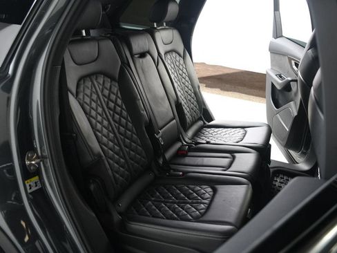 Used 2021 Audi SQ7 Premium Plus AWD/4WD image 41