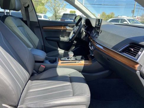Certified 2023 Audi Q5 2.0T Premium w/ Convenience Package AWD/4WD image 28