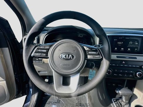 Used 2021 Kia Sportage LX FWD image 11