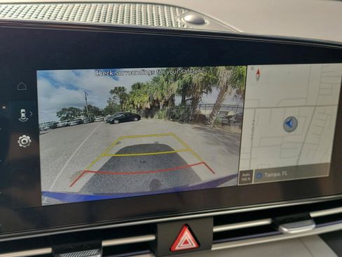 New 2026 Hyundai Elantra Limited image 18