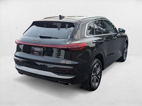 New 2025 Audi Q5 Premium image 5