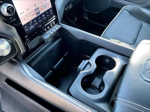 Used 2024 RAM 1500 Laramie image 16