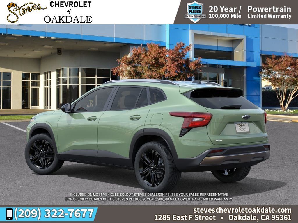 New 2026 Chevrolet Trax ACTIV w/ Sunroof Package FWD image 3