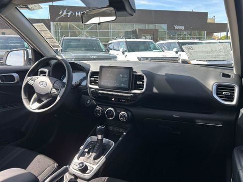 New 2026 Hyundai Venue SEL FWD image 13