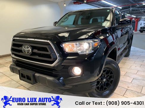 Used 2021 Toyota Tacoma SR5 image 1