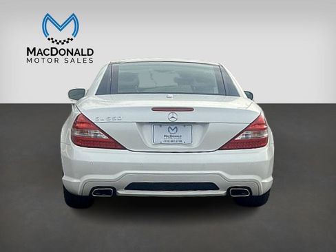 Used 2009 Mercedes-Benz SL 550 image 8