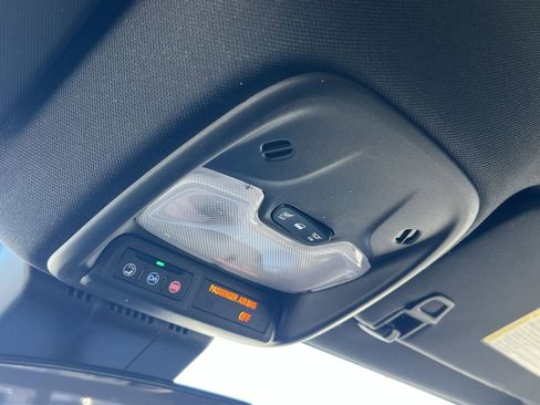 Used 2024 Chevrolet Colorado W/T w/ WT Convenience Package image 13