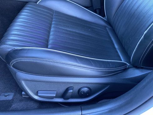 Used 2021 Genesis G70 2.0T w/ Elite Package image 24