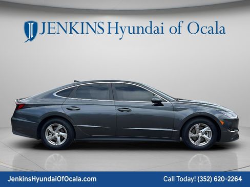 Certified 2023 Hyundai Sonata SE FWD image 2
