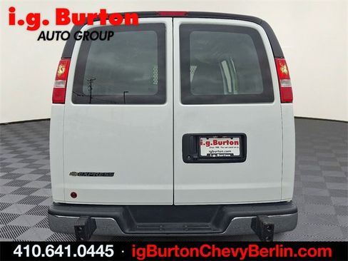 Certified 2024 Chevrolet Express 2500 w/ Driver Convenience Package image 5