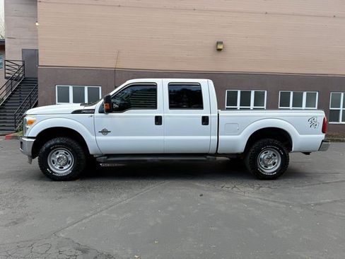 Used 2012 Ford F250 XL w/ PWR Equipment Group image 5