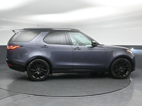 Used 2024 Land Rover Discovery Metropolitan Edition AWD/4WD image 8