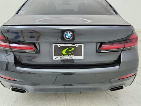 Used 2023 BMW 530i w/ M Sport Package image 11