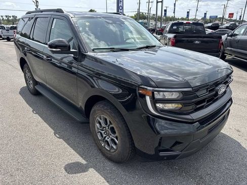 New 2027 Ford Expedition Active AWD/4WD image 3
