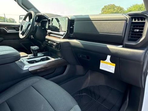 New 2026 Chevrolet Silverado 1500 RST w/ LPO, Dark Essentials Package AWD/4WD image 31