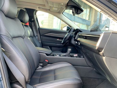 Used 2025 MAZDA CX-50 2.5 Hybrid w/ Premium Plus Pkg image 38