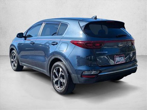 Used 2022 Kia Sportage LX image 8