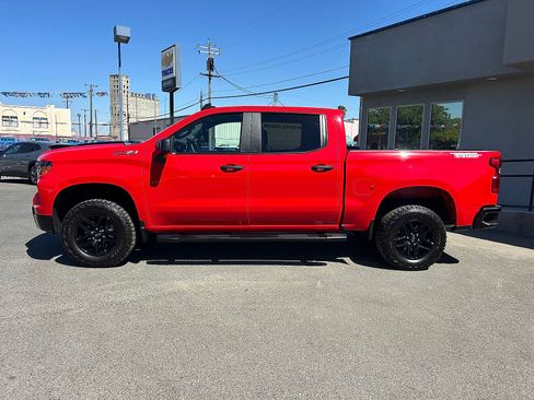 Used 2025 Chevrolet Silverado 1500 Custom Trail Boss AWD/4WD image 6