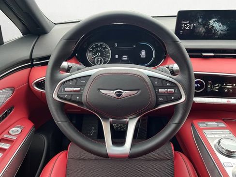 Used 2025 Genesis GV70 3.5T Sport image 15