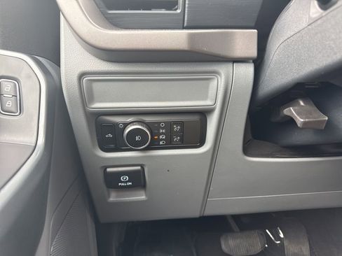 Used 2024 Ford F150 XLT image 23