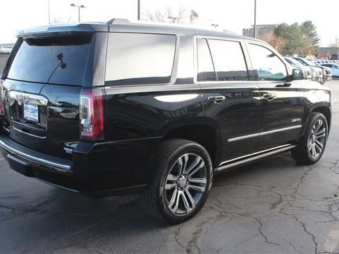 Used 2020 GMC Yukon Denali w/ Denali Premium Package image 7