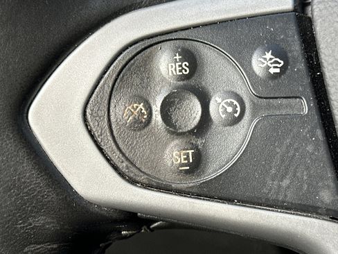 Used 2022 Chevrolet Colorado LT w/ Fleet Safety Package image 19