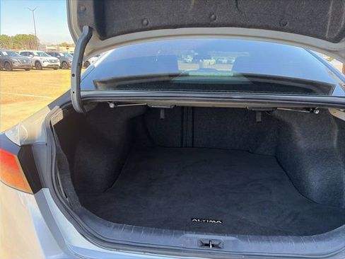 Used 2022 Nissan Altima 2.5 SV image 16