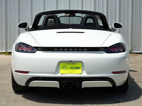 Used 2024 Porsche 718 Boxster image 41