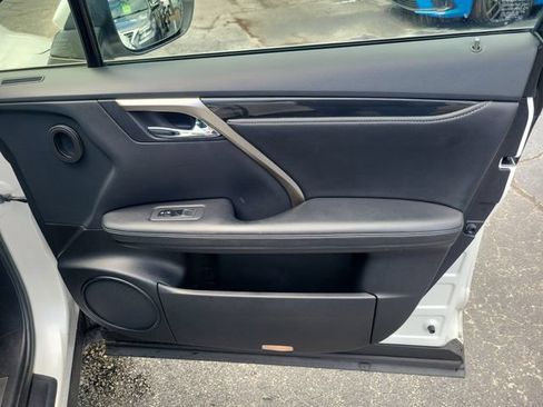 Used 2018 Lexus RX 350L FWD w/ Accessory Package image 34