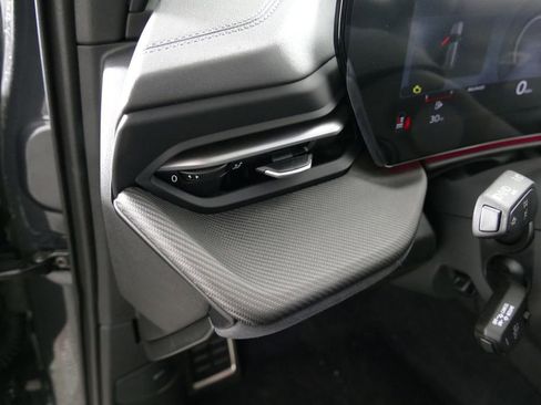 New 2026 Audi SQ5 Premium Plus image 18