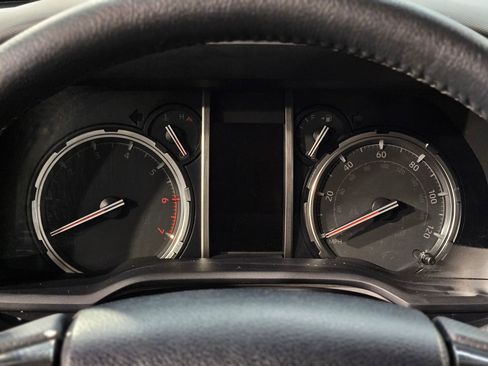 Used 2024 Toyota 4Runner TRD Off-Road image 15