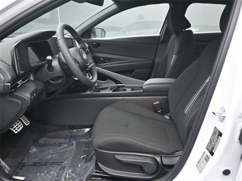 New 2026 Hyundai Elantra SEL Sport image 11