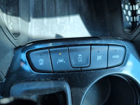 Used 2025 Chevrolet TrailBlazer LT AWD/4WD image 18