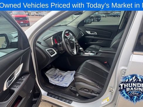 Used 2011 GMC Terrain SLT AWD/4WD image 12