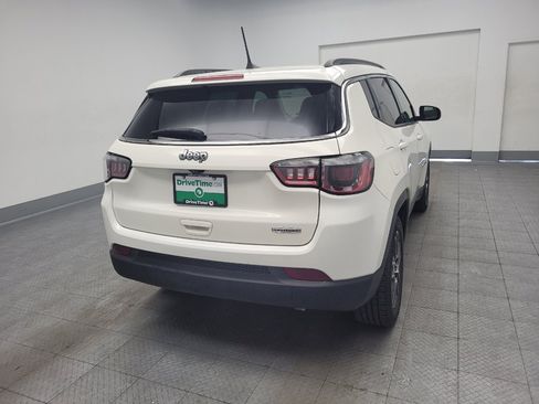 Used 2019 Jeep Compass Latitude w/ Popular Equipment Group FWD image 7