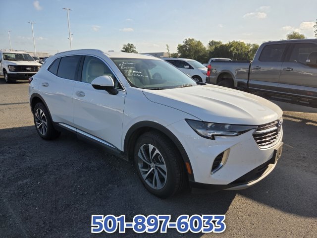 Used 2022 Buick Envision Essence w/ Safety Package FWD image 3