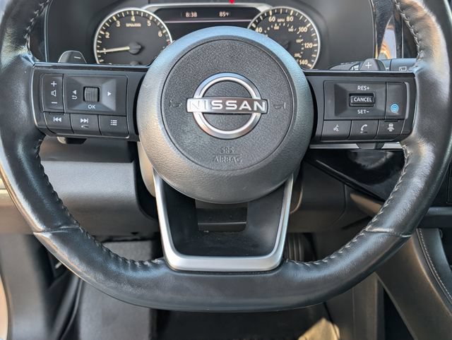 Used 2023 Nissan Pathfinder SL AWD/4WD image 5