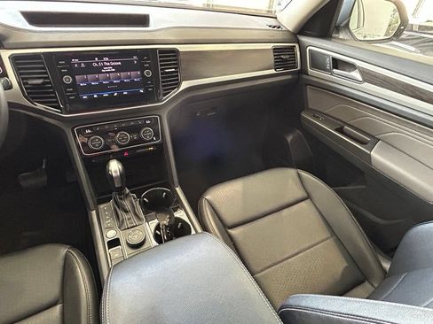 Used 2022 Volkswagen Atlas SE AWD/4WD image 11