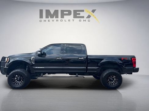 Used 2018 Ford F350 Platinum w/ Platinum Ultimate Package AWD/4WD image 2