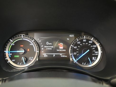 Used 2022 Toyota Highlander XLE FWD image 14
