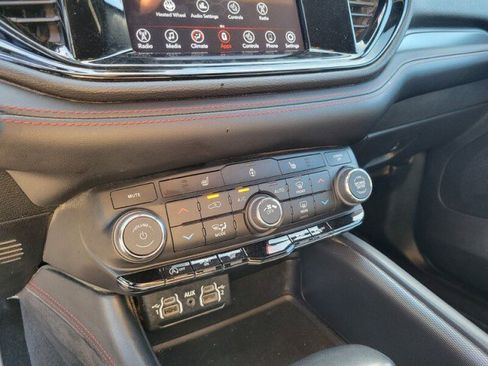 Used 2023 Dodge Durango GT image 21