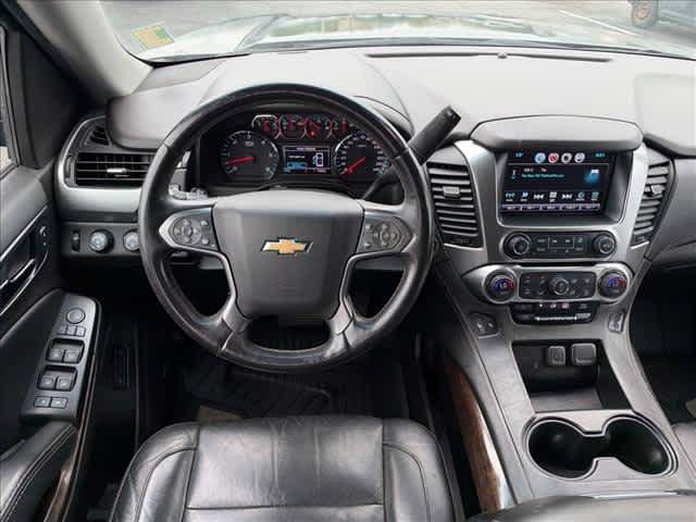 Used 2017 Chevrolet Suburban LT w/ Luxury Package AWD/4WD image 14
