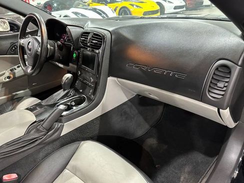 Used 2009 Chevrolet Corvette Convertible w/ Preferred Equipment Group image 9