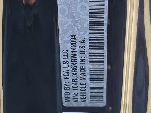 Used 2024 Jeep Wrangler Unlimited Rubicon 4xe image 24