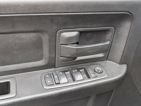 Used 2019 RAM 1500 Express w/ Express Value Package image 15